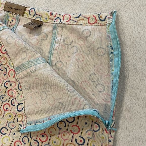 Retro Fun Colorful Print Skirt With A Flare - Picture 6 of 12